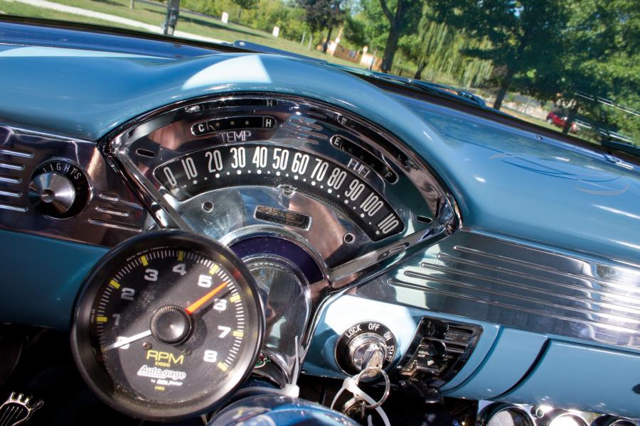  Chevrolet 1500 Custom Sedan Delivery 1955 года  (фото 2 из 23)